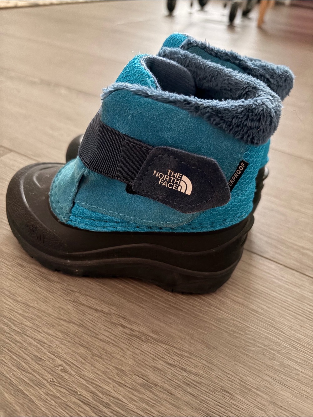 The North Face Teal and Black Kids Waterproof Snow Boots